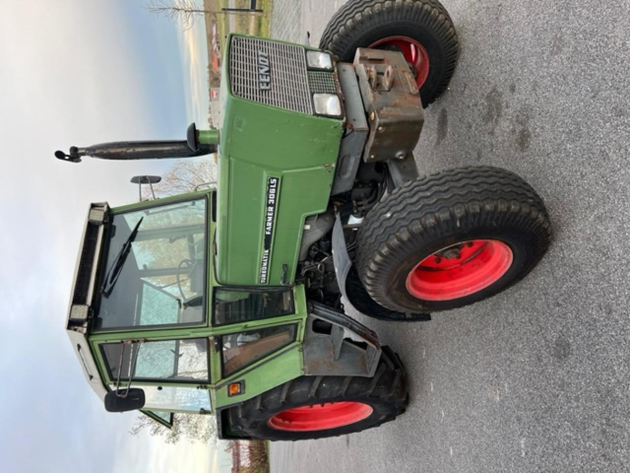 Fendt Farmer 306 LS, ca. 9516 Bh, Baujahr 1982 - 拖拉机:图3 Fendt Farmer 306 LS, ca. 9516 Bh, Baujahr 1982 - 拖拉机:图3