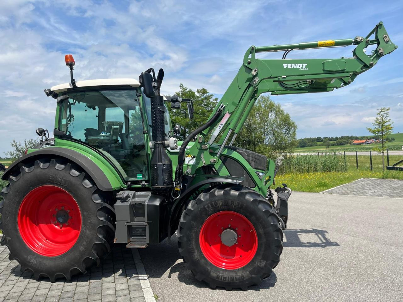 Fendt Frontlader Cargo 4X80 mit Konsole Vario 500 700 - 附件:图1 Fendt Frontlader Cargo 4X80 mit Konsole Vario 500 700 - 附件:图1