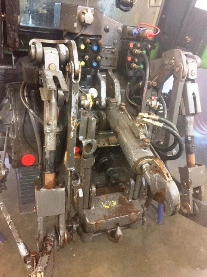 Fendt gebrauchter Hitch für Fendt 930, 926, 924 - 附件:图1 Fendt gebrauchter Hitch für Fendt 930, 926, 924 - 附件:图1