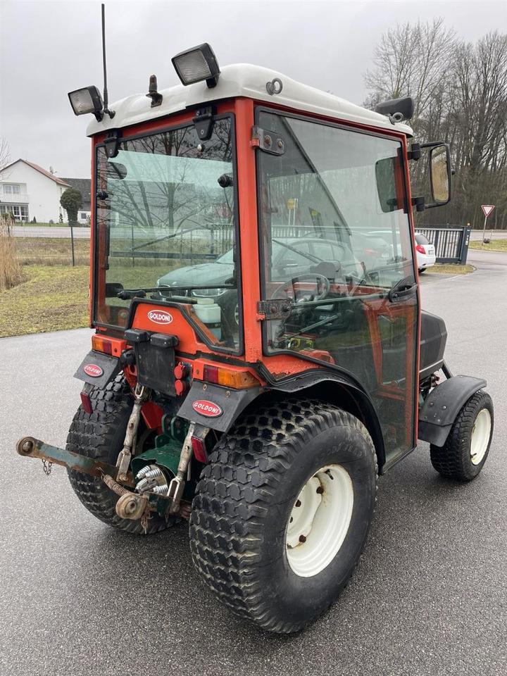 Goldoni IDEA 30HST Goldoni, Rasenmäher und Mulcher, Kabine, Frontkraftheber, Heckhubwerkanhängung - 拖拉机:图5 Goldoni IDEA 30HST Goldoni, Rasenmäher und Mulcher, Kabine, Frontkraftheber, Heckhubwerkanhängung - 拖拉机:图5