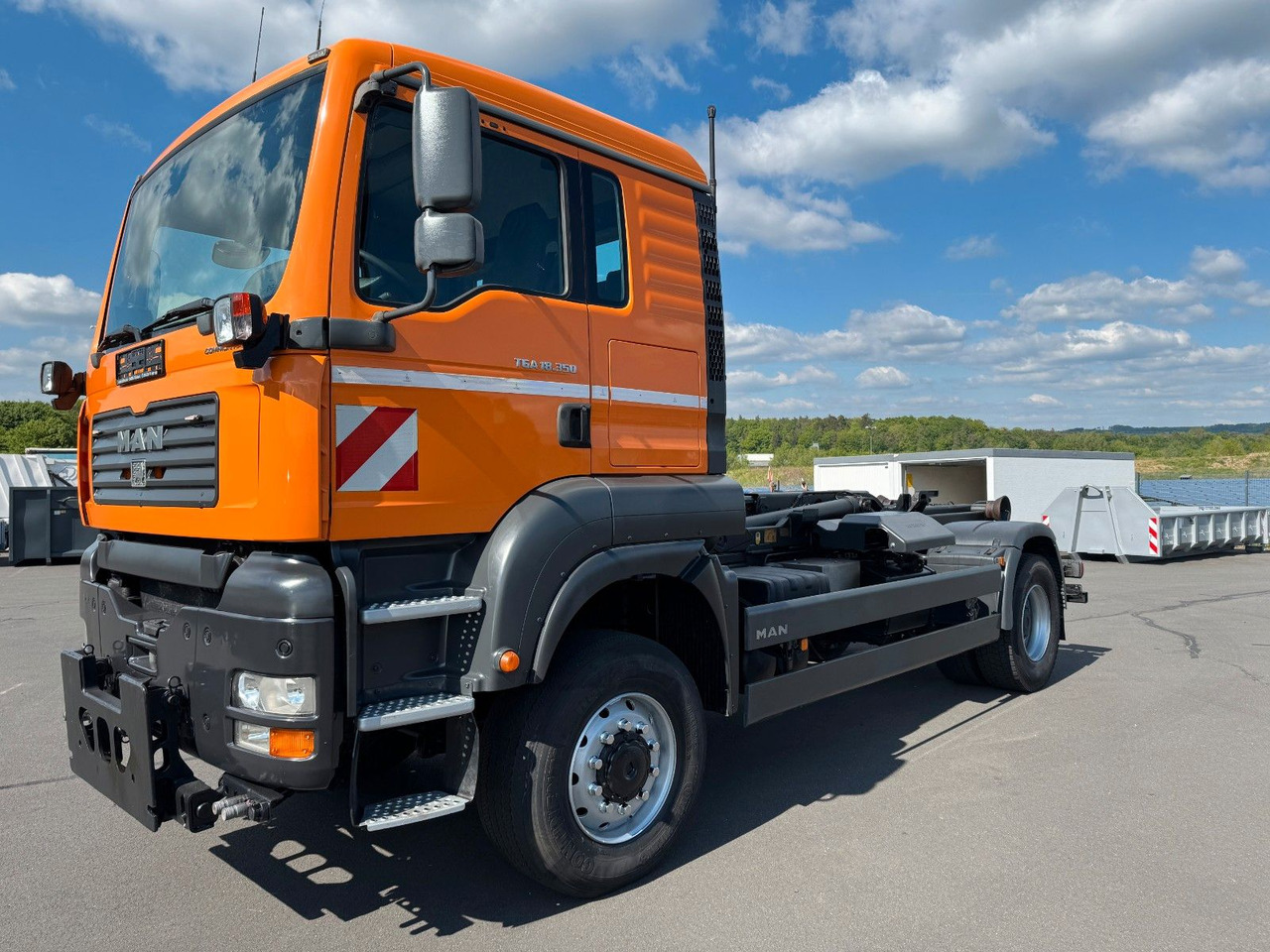MAN TGA 18.350 4x4 Meiler Abroller RK 14.45 Winterd. - 吊钩升降车:图1 MAN TGA 18.350 4x4 Meiler Abroller RK 14.45 Winterd. - 吊钩升降车:图1