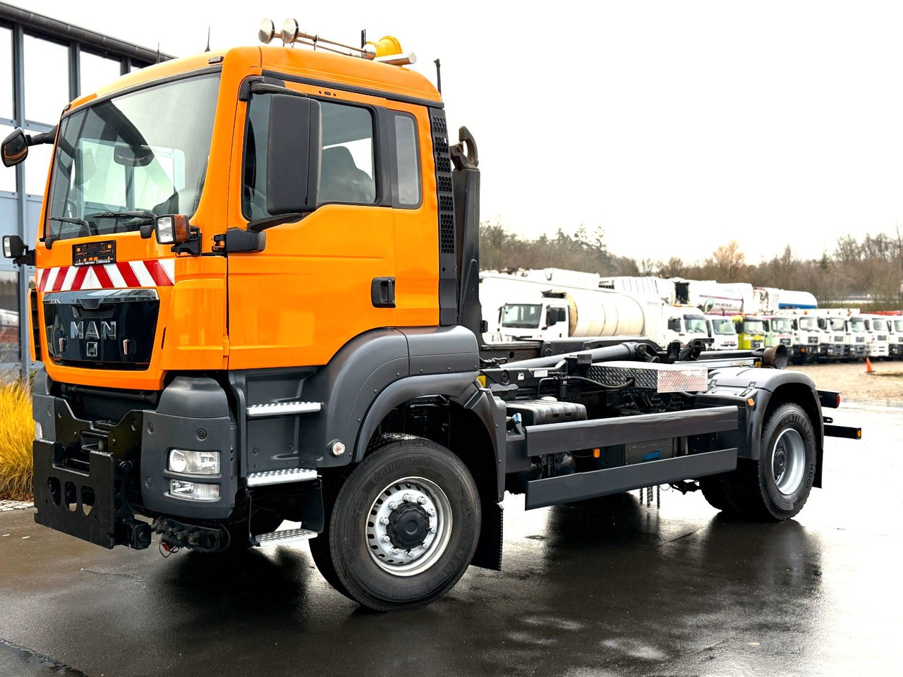 MAN TGS 18.360 4x4 Winterdienst Meiller Abroller - 吊钩升降车:图1 MAN TGS 18.360 4x4 Winterdienst Meiller Abroller - 吊钩升降车:图1
