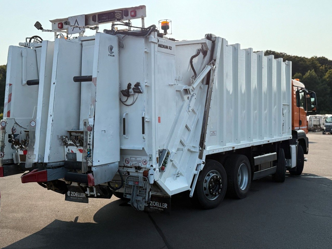 MAN TGS 32.360 8x2 Zoeller Mekam, duo Schütte - 垃圾车:图4 MAN TGS 32.360 8x2 Zoeller Mekam, duo Schütte - 垃圾车:图4