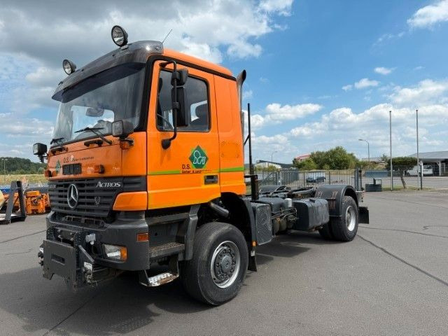 Mercedes-Benz Actros 2031 4x4 Hydraulik + Wechselsystem - 驾驶室底盘卡车:图1 Mercedes-Benz Actros 2031 4x4 Hydraulik + Wechselsystem - 驾驶室底盘卡车:图1