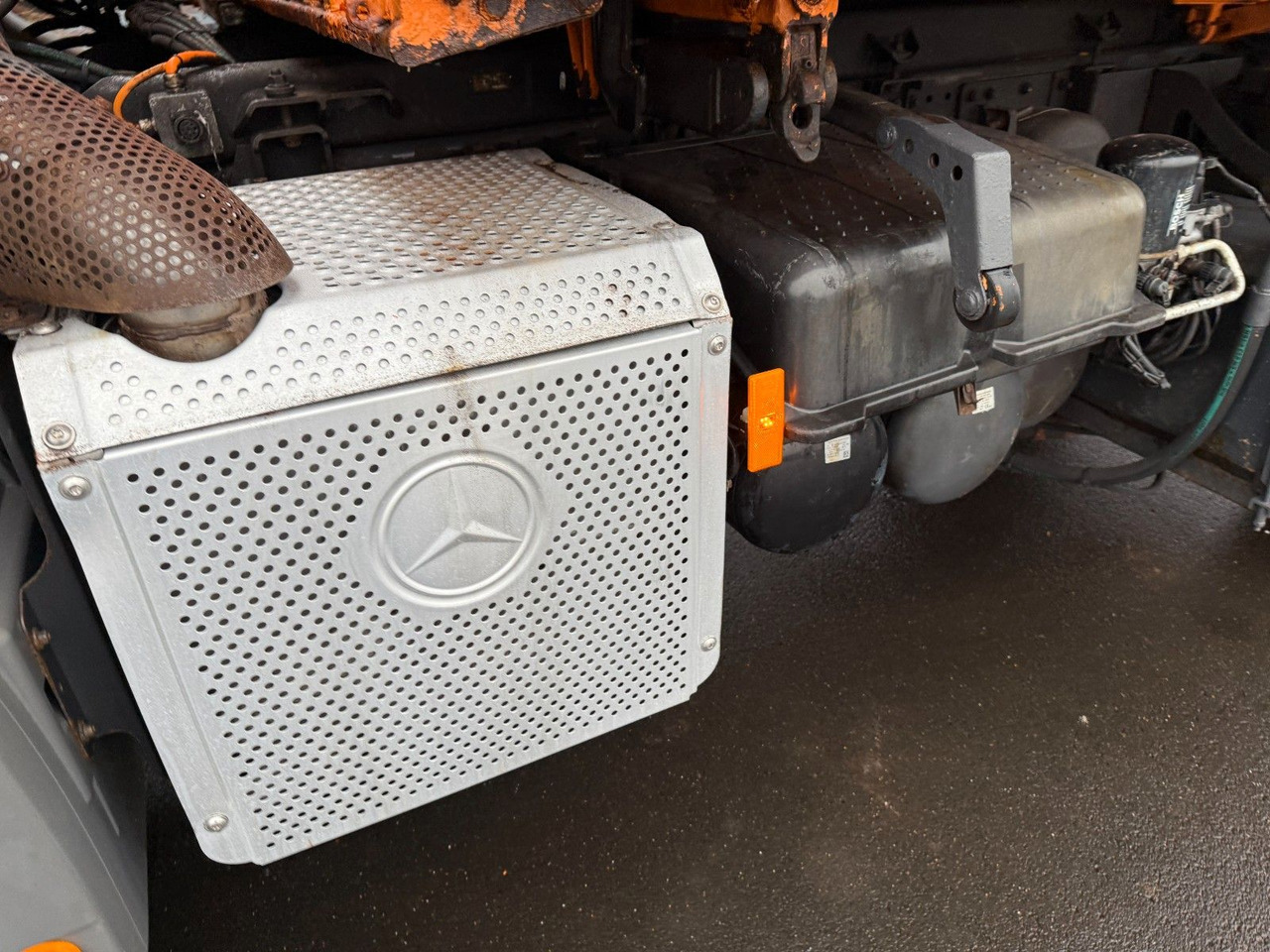 Mercedes-Benz Actros 2032 4x4 Blattfederung + Kupplung+Meiller - 翻斗车:图5 Mercedes-Benz Actros 2032 4x4 Blattfederung + Kupplung+Meiller - 翻斗车:图5