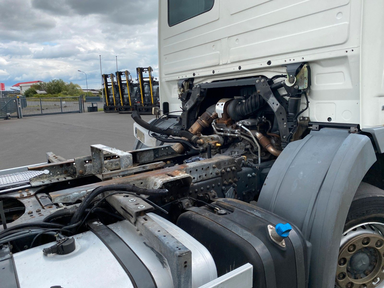 Mercedes-Benz Actros 2532 MP3 6x2 Hydraulik, 10 x am Lager Mercedes-Benz Actros 2532 MP3 6x2 Hydraulik, 10 x am Lager - 驾驶室底盘卡车:图3 Mercedes-Benz Actros 2532 MP3 6x2 Hydraulik, 10 x am Lager Mercedes-Benz Actros 2532 MP3 6x2 Hydraulik, 10 x am Lager - 驾驶室底盘卡车:图3