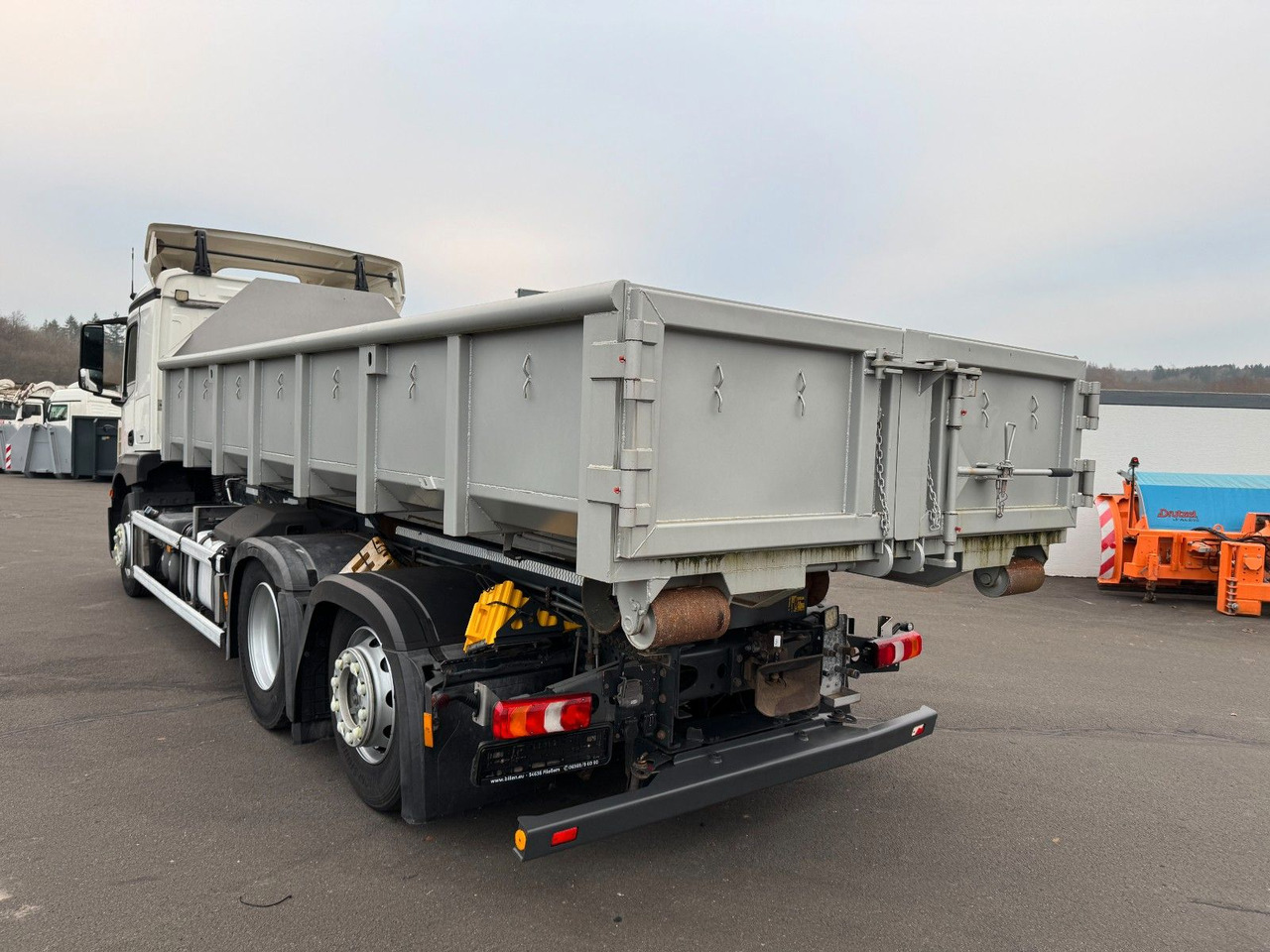 Mercedes-Benz Actros 2543 6x2 Meiler RK 20.65 Kranhydraulik Mercedes-Benz Actros 2543 6x2 Meiller RK 20.65 Kranhydraulik - 吊钩升降车:图3 Mercedes-Benz Actros 2543 6x2 Meiler RK 20.65 Kranhydraulik Mercedes-Benz Actros 2543 6x2 Meiller RK 20.65 Kranhydraulik - 吊钩升降车:图3