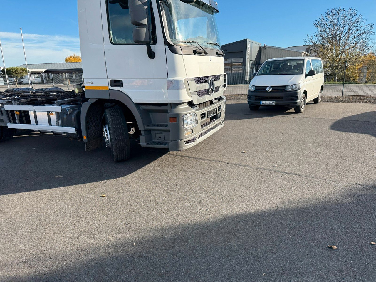 Mercedes-Benz Actros MP 3 2532 6x2 Euro 5 - 驾驶室底盘卡车:图4 Mercedes-Benz Actros MP 3 2532 6x2 Euro 5 - 驾驶室底盘卡车:图4