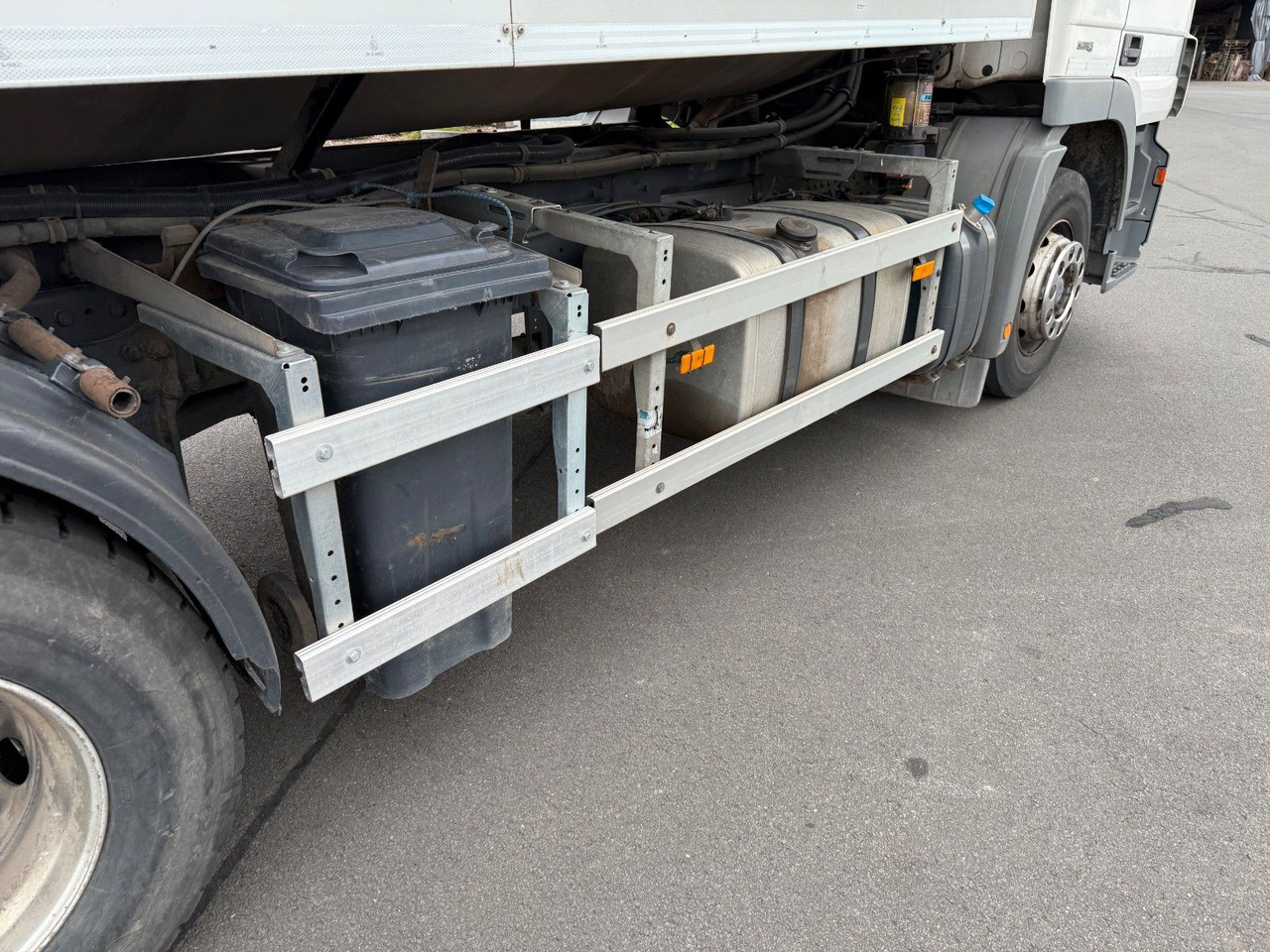 Mercedes-Benz Actros MP3 2532 6x2 Faun Rotorpress 521 租赁 Mercedes-Benz Actros MP3 2532 6x2 Faun Rotorpress 521：图12