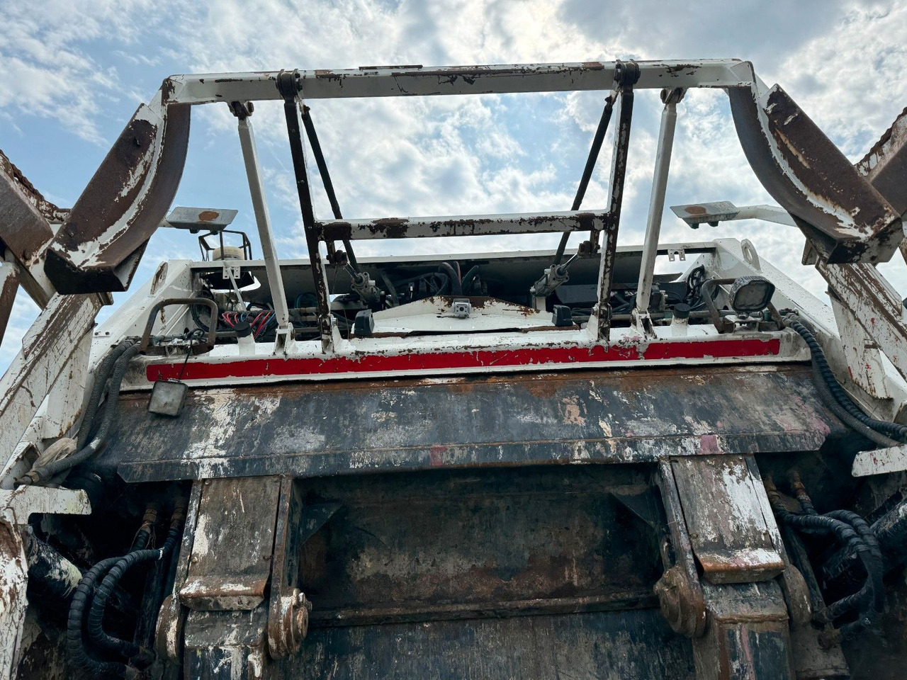 Mercedes-Benz Antos 2533 6x2 Gesink GPM III V 23H25 Kombisch. Mercedes-Benz Antos 2533 6x2 Gesink GPM III V 23H25 Kombisch. 租赁 Mercedes-Benz Antos 2533 6x2 Gesink GPM III V 23H25 Kombisch. Mercedes-Benz Antos 2533 6x2 Gesink GPM III V 23H25 Kombisch.：图8