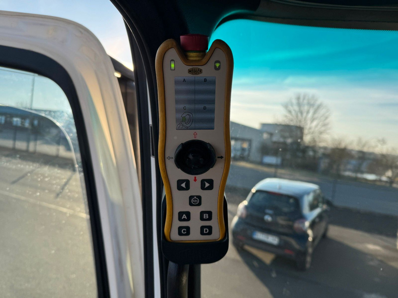 Mercedes-Benz Antos 2543 Meiller RK 20.65- hydr Verriegelung Mercedes-Benz Antos 2543 Meiller RK 20.65- hydr Verriegelung - 吊钩升降车:图3 Mercedes-Benz Antos 2543 Meiller RK 20.65- hydr Verriegelung Mercedes-Benz Antos 2543 Meiller RK 20.65- hydr Verriegelung - 吊钩升降车:图3