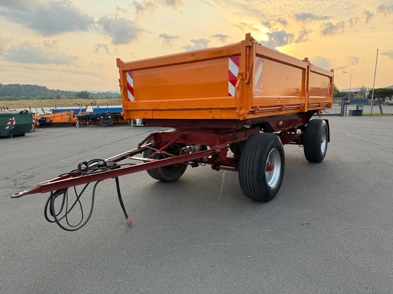 Reisch / Honold RDK - 18 2- Achs 18 to GG - 翻斗拖车:图4 Reisch / Honold RDK - 18 2- Achs 18 to GG - 翻斗拖车:图4