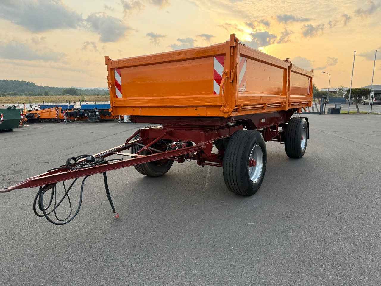Reisch / Honold RDK - 18 2- Achs 18 to GG - 翻斗拖车:图3 Reisch / Honold RDK - 18 2- Achs 18 to GG - 翻斗拖车:图3