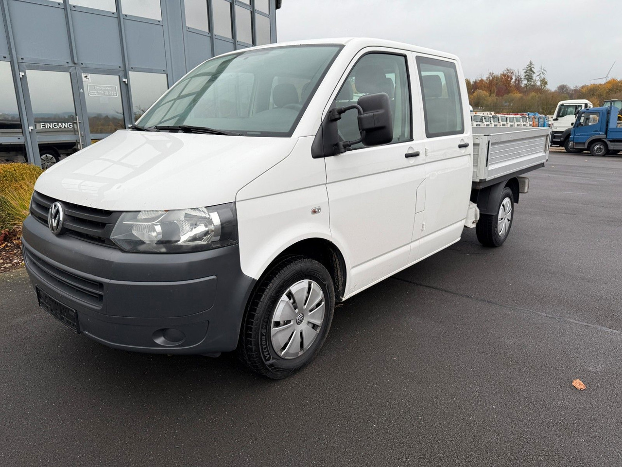 Volkswagen VW T 5 2,0 TDI Doka AHK Klima 114 PS - 平板货车, 康比货车:图3 Volkswagen VW T 5 2,0 TDI Doka AHK Klima 114 PS - 平板货车, 康比货车:图3