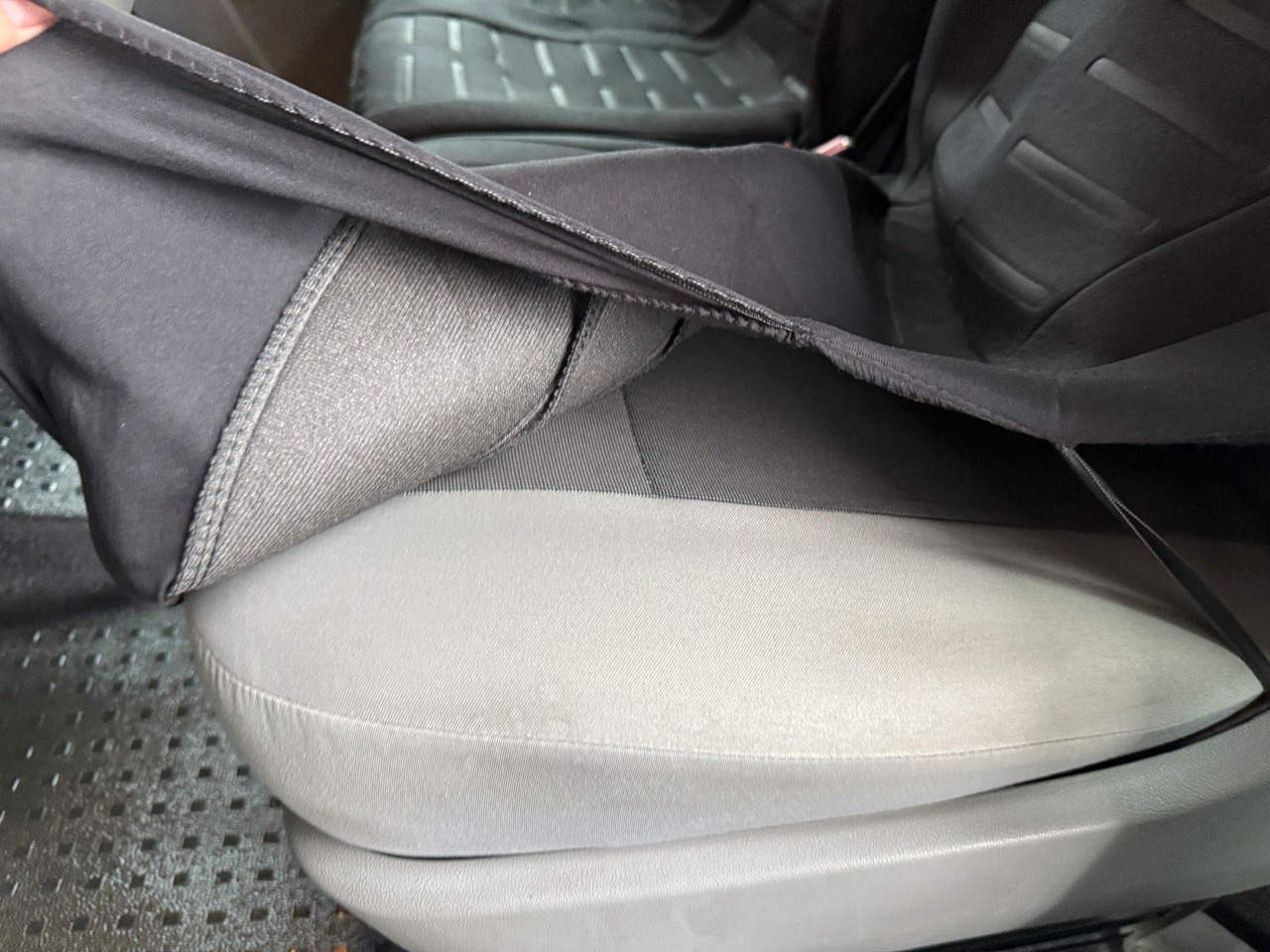 Volkswagen VW T 5 2,0 TDI Doka AHK Klima 114 PS - 平板货车, 康比货车:图4 Volkswagen VW T 5 2,0 TDI Doka AHK Klima 114 PS - 平板货车, 康比货车:图4