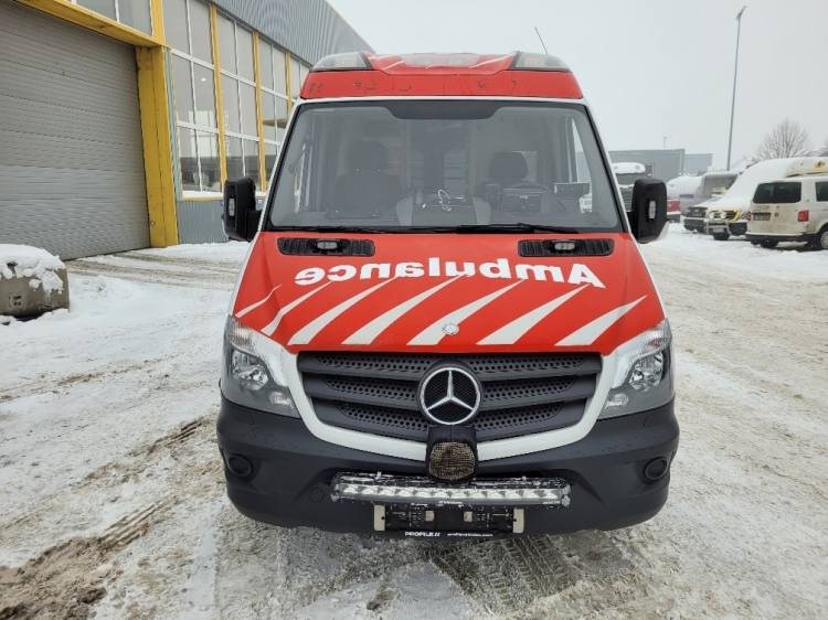 MERCEDES – BENZ SPRINTER 3.0D AMBULANCE (PROFILE) KLIMA 7.2015 EURO 6  - 救护车:图3 MERCEDES – BENZ SPRINTER 3.0D AMBULANCE (PROFILE) KLIMA 7.2015 EURO 6  - 救护车:图3