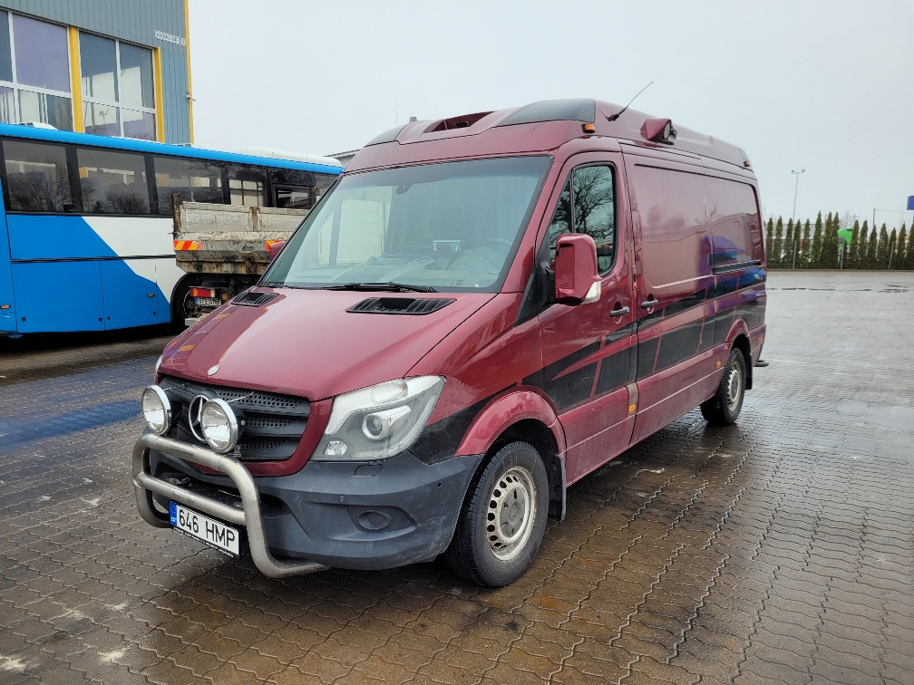 MERCEDES – BENZ SPRINTER 316 CDI ex ambulance 11.2014 EURO 5 - 无侧窗厢式货车:图2 MERCEDES – BENZ SPRINTER 316 CDI ex ambulance 11.2014 EURO 5 - 无侧窗厢式货车:图2