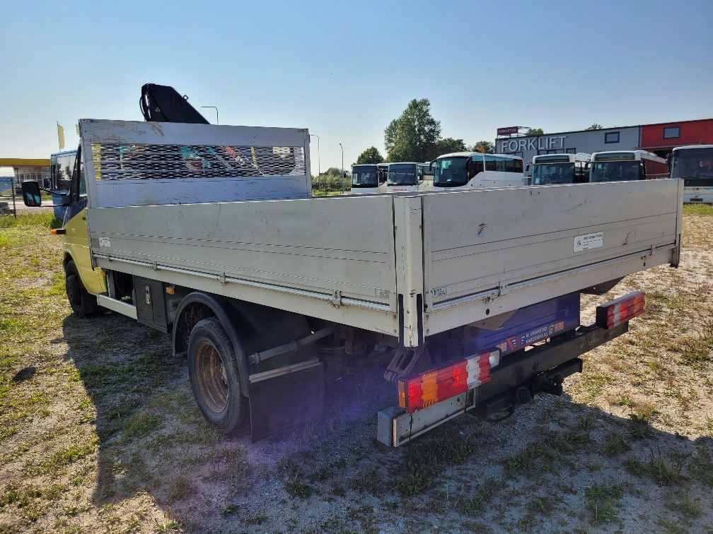 MERCEDES – BENZ SPRINTER 616CDI HIAB 027-2 Crane 10.2004  - 平板货车:图4 MERCEDES – BENZ SPRINTER 616CDI HIAB 027-2 Crane 10.2004  - 平板货车:图4