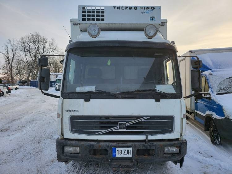 VOLVO FL 250 FOR SPAREPARTS - 冷藏车:图2 VOLVO FL 250 FOR SPAREPARTS - 冷藏车:图2