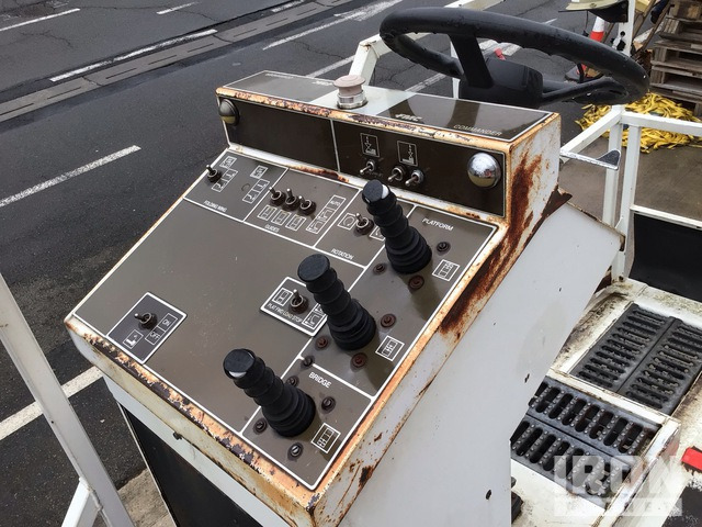 FMC loader Commander 15 Universal Main Deck - 空运货物装载机:图4 FMC loader Commander 15 Universal Main Deck - 空运货物装载机:图4