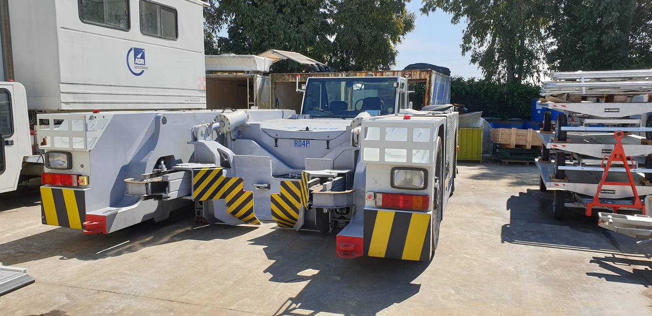 Goldhofer PTS R1 - 后推牵引车:图2 Goldhofer PTS R1 - 后推牵引车:图2