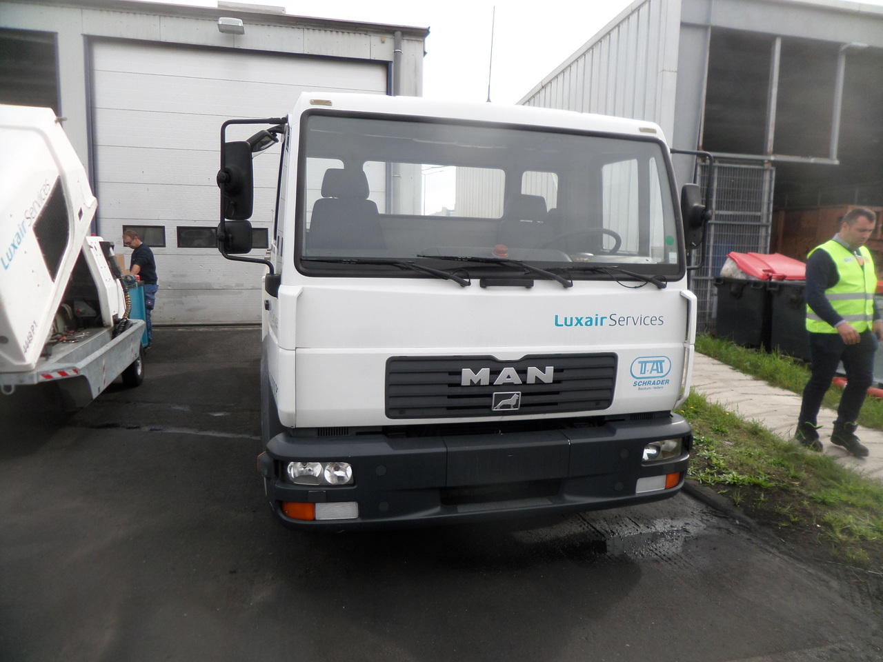 Schrader Water truck WSU 3000 MAN - 地面支援设备:图3 Schrader Water truck WSU 3000 MAN - 地面支援设备:图3