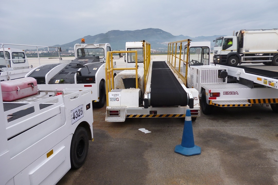 TEMG BELTLOADER TG6000 - 行李传送车:图5 TEMG BELTLOADER TG6000 - 行李传送车:图5
