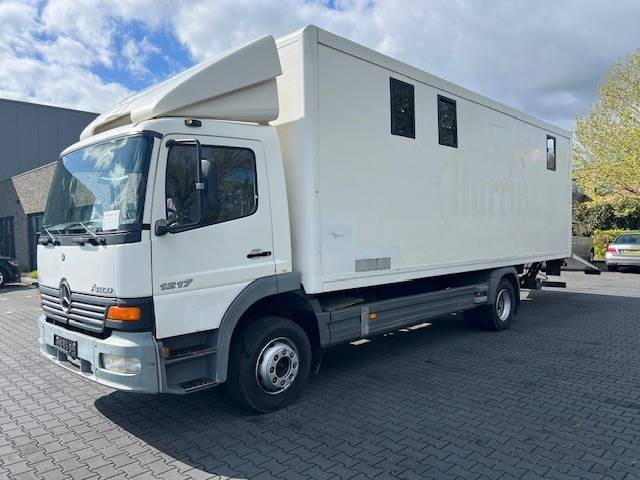 Mercedes-Benz Atego 1217 Atego 1217 - 厢式卡车:图1 Mercedes-Benz Atego 1217 Atego 1217 - 厢式卡车:图1