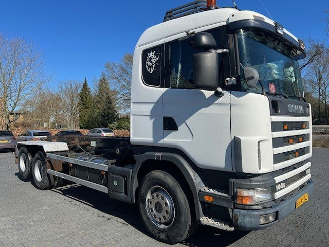 Scania R144-460 V8 .460 6x2 - 集装箱运输车/ 可拆卸车身的卡车:图2 Scania R144-460 V8 .460 6x2 - 集装箱运输车/ 可拆卸车身的卡车:图2