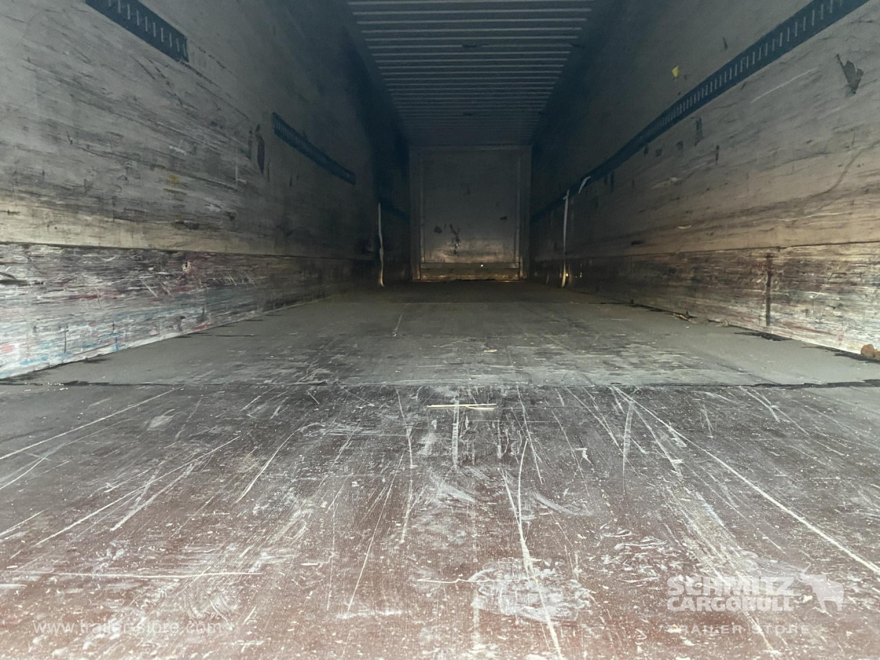 KRONE Dryfreight Standard - 封闭厢式半拖车:图3 KRONE Dryfreight Standard - 封闭厢式半拖车:图3