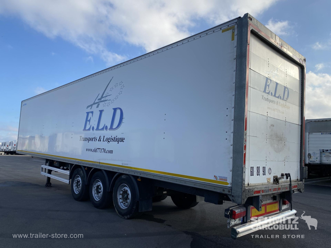 LECI TRAILER Dryfreight Standard Roller shutter door - 封闭厢式半拖车:图2 LECI TRAILER Dryfreight Standard Roller shutter door - 封闭厢式半拖车:图2