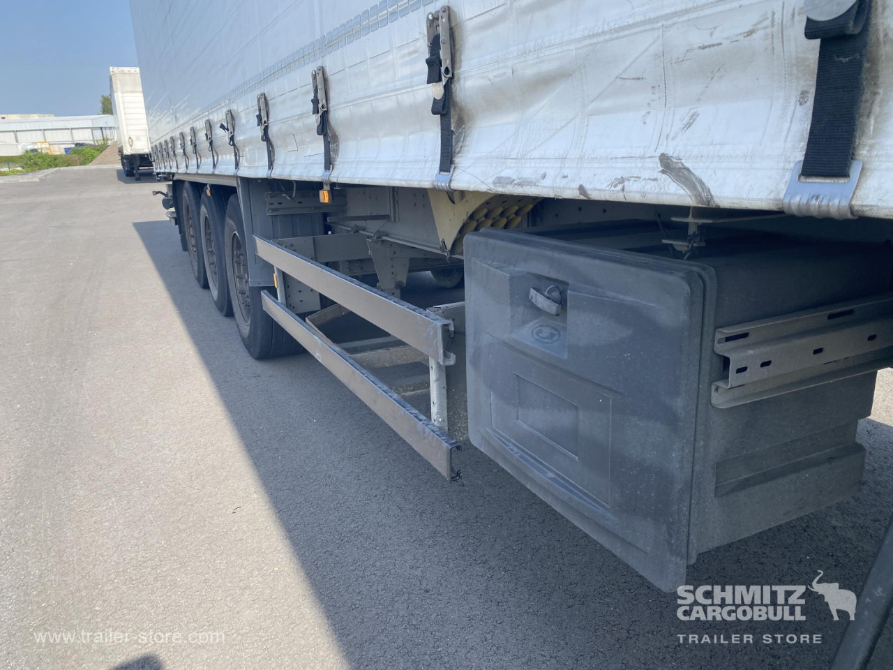 SCHMITZ Curtainsider Standard Taillift - 侧帘半拖车:图4 SCHMITZ Curtainsider Standard Taillift - 侧帘半拖车:图4