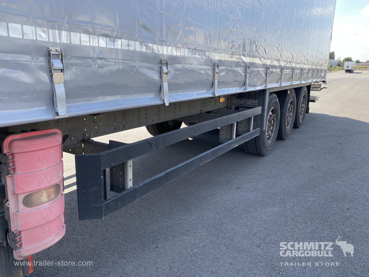 SCHMITZ Curtainsider Standard Taillift - 侧帘半拖车:图4 SCHMITZ Curtainsider Standard Taillift - 侧帘半拖车:图4