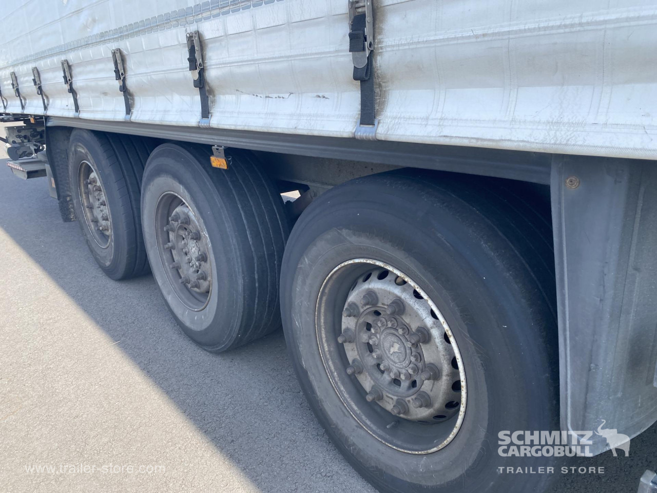 SCHMITZ Curtainsider Standard Taillift - 侧帘半拖车:图3 SCHMITZ Curtainsider Standard Taillift - 侧帘半拖车:图3