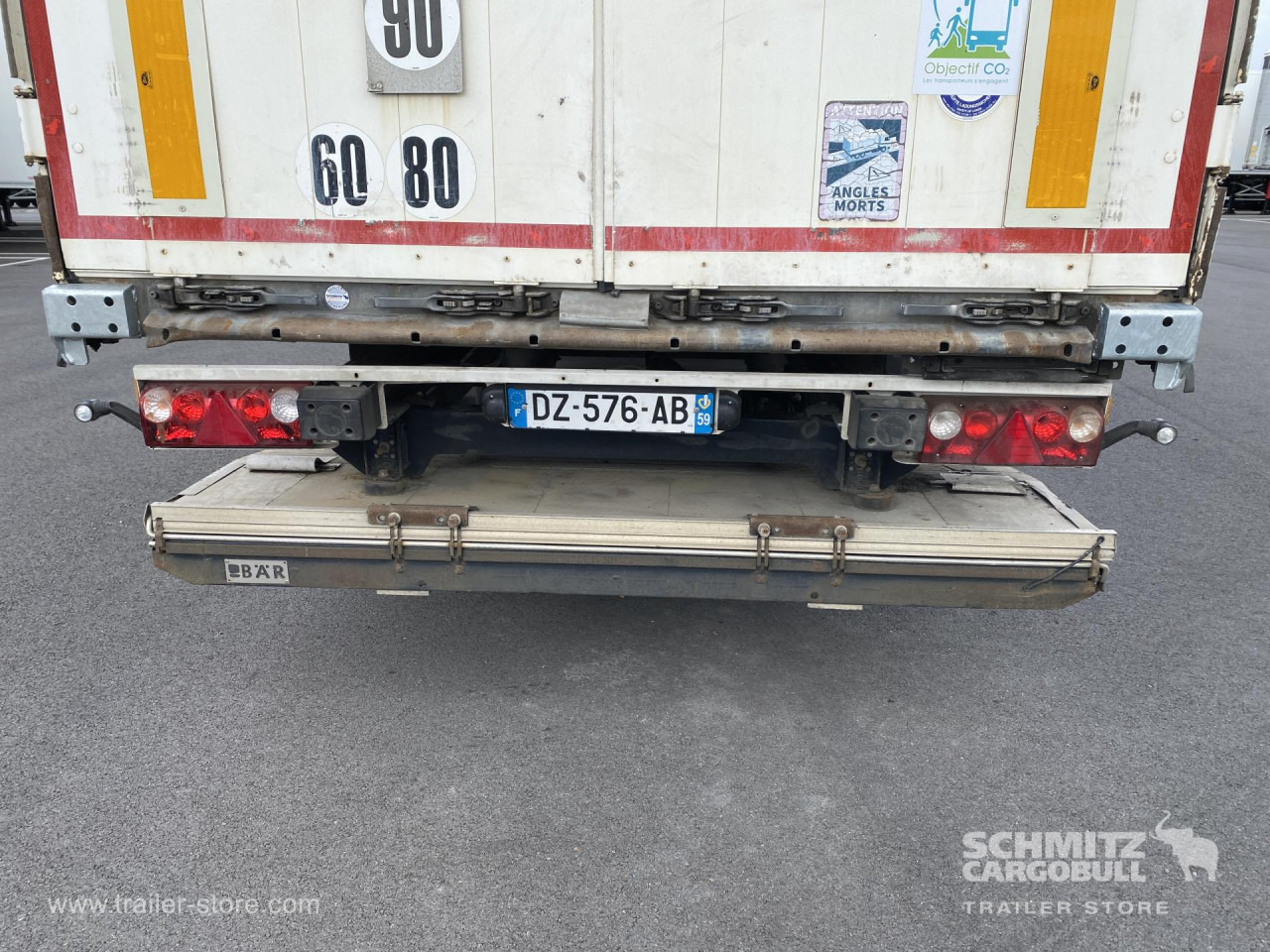 SCHMITZ Curtainsider Standard Taillift - 侧帘半拖车:图2 SCHMITZ Curtainsider Standard Taillift - 侧帘半拖车:图2