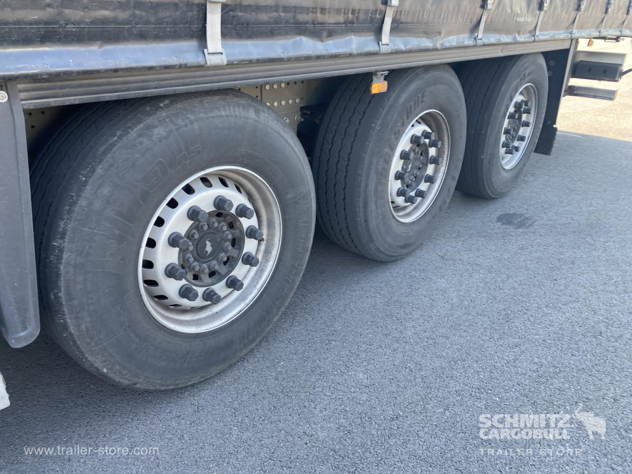 SCHMITZ Curtainsider Standard - 侧帘半拖车:图4 SCHMITZ Curtainsider Standard - 侧帘半拖车:图4