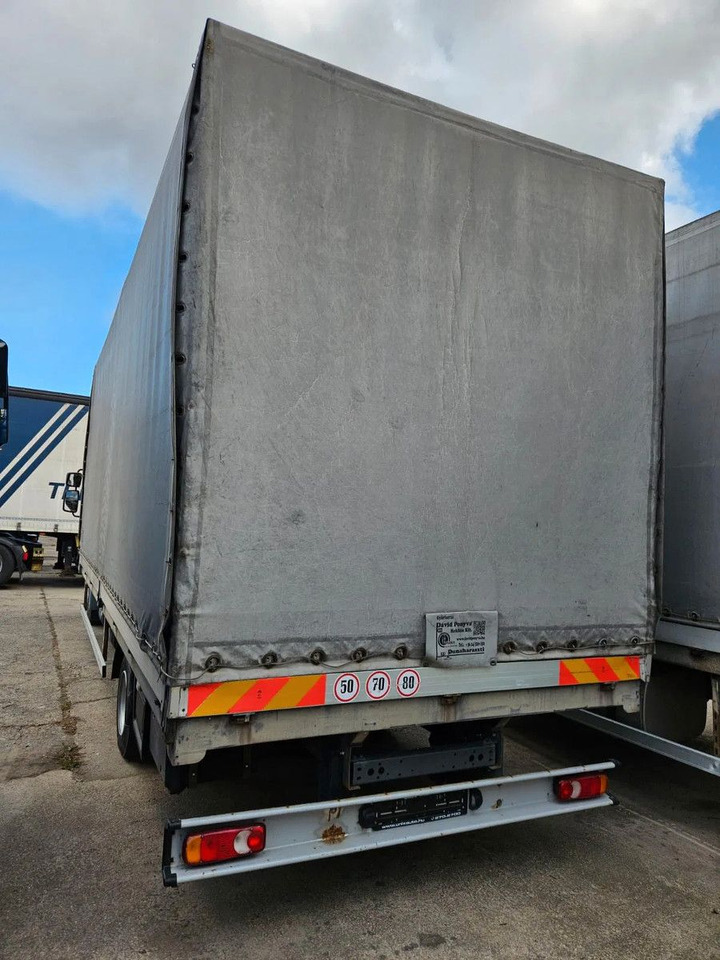 DAF LF 45.210 12t Euro5 EEV - 侧帘卡车:图3 DAF LF 45.210 12t Euro5 EEV - 侧帘卡车:图3