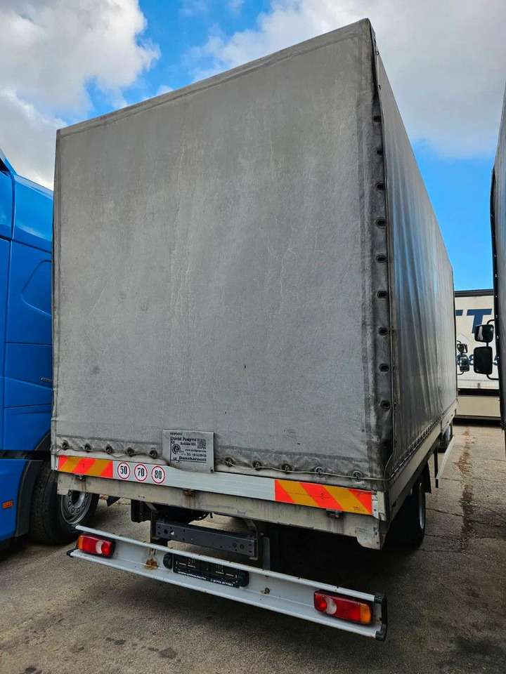 DAF LF 45.210 12t Euro5 EEV - 侧帘卡车:图4 DAF LF 45.210 12t Euro5 EEV - 侧帘卡车:图4