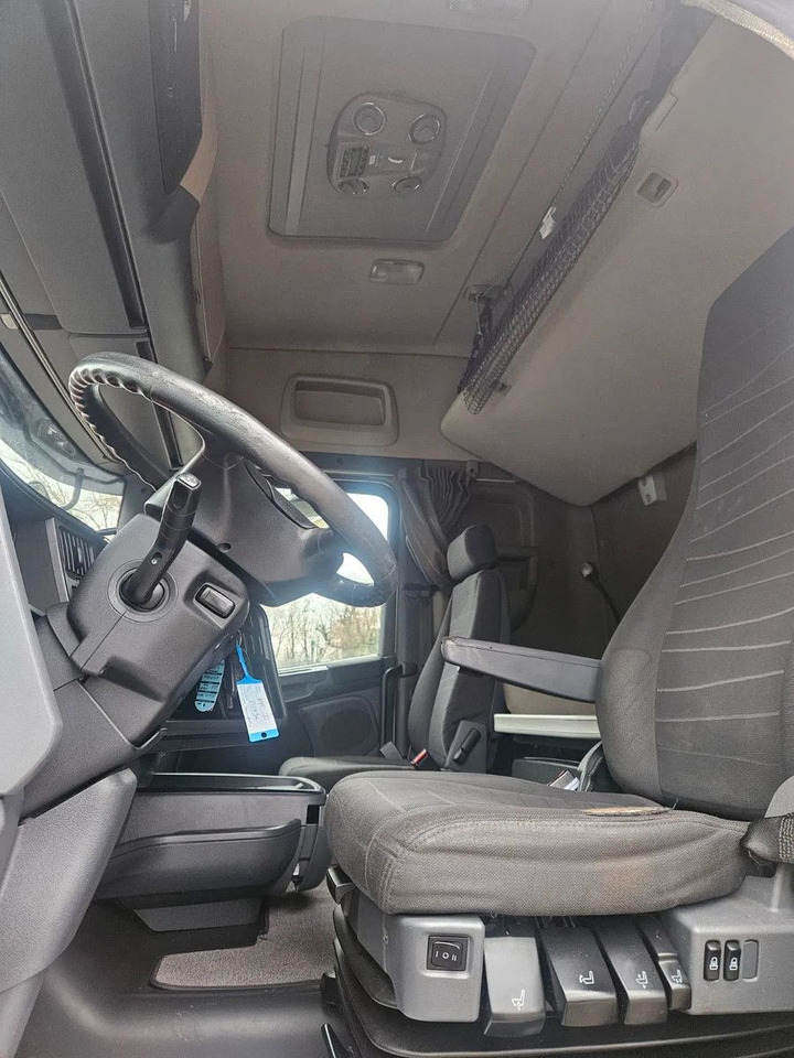 Scania R450 Mega StandKlima Highline - 3 units in stock - 牵引车:图5 Scania R450 Mega StandKlima Highline - 3 units in stock - 牵引车:图5