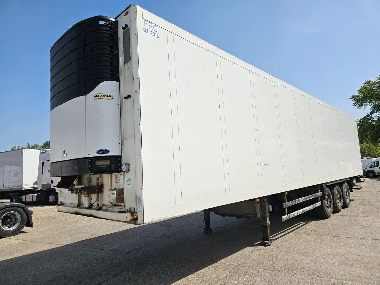 Schmitz Cargobull SKO24 Carrier Maxima 1300 Tail Lift, A axle lift - 冷藏半拖车:图1 Schmitz Cargobull SKO24 Carrier Maxima 1300 Tail Lift, A axle lift - 冷藏半拖车:图1