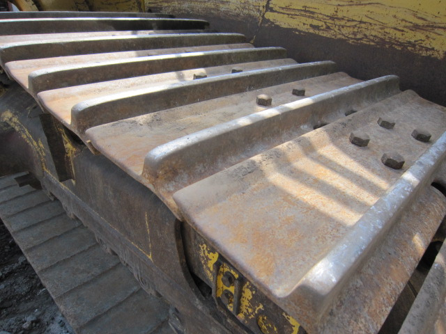 KOMATSU D85PX15 mit 3-Zahn-Ripper - 推土机:图3 KOMATSU D85PX15 mit 3-Zahn-Ripper - 推土机:图3