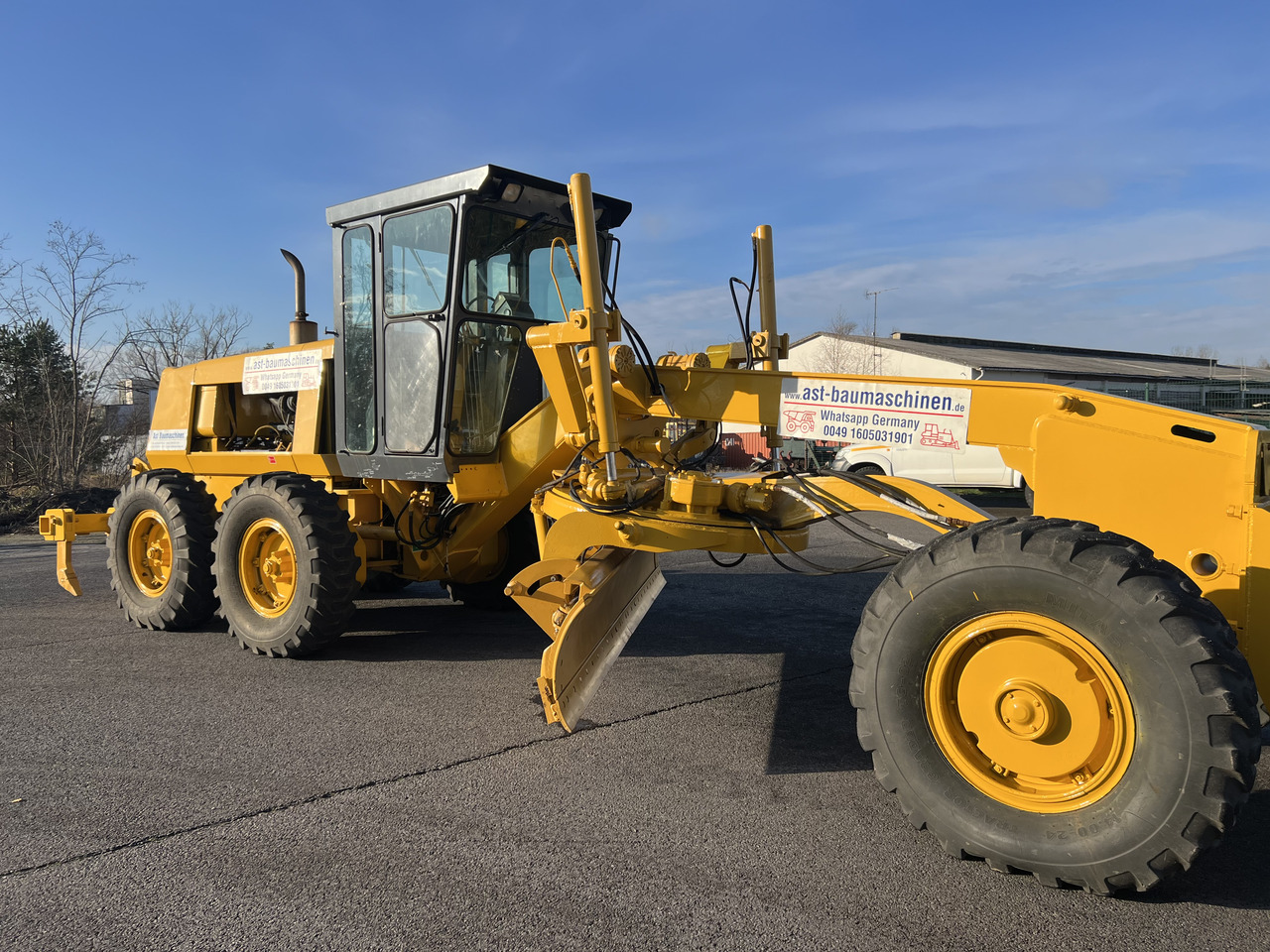 KOMATSU GD530A mit 5-Zahn-Heckaufreisser - 平路机:图3 KOMATSU GD530A mit 5-Zahn-Heckaufreisser - 平路机:图3