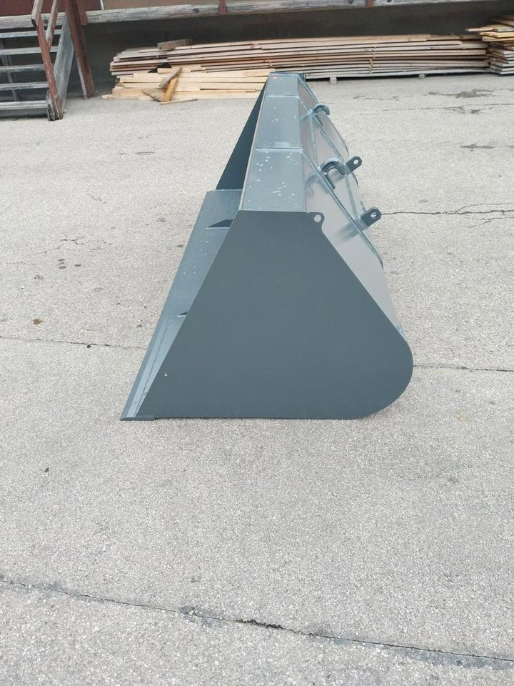 Schaufel 2,4m Euro Volumen Schlepper Frontladerschaufel Fendt - 装载机铲斗:图5 Schaufel 2,4m Euro Volumen Schlepper Frontladerschaufel Fendt - 装载机铲斗:图5