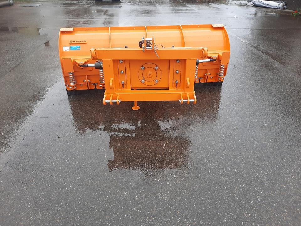 Schneeschild 2,2m Volvo Cat Liebherr Schlepper Radlader Hoflader - 推雪板:图3 Schneeschild 2,2m Volvo Cat Liebherr Schlepper Radlader Hoflader - 推雪板:图3