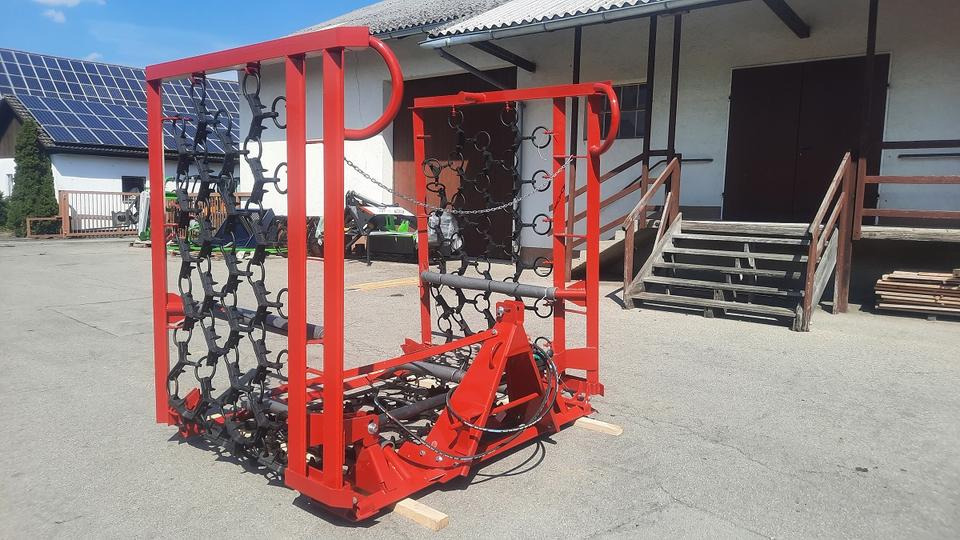 Wiesenegge 6 - 8m Wiesenstriegel Wiesenschleppe Traktor John deer - 链耙:图1 Wiesenegge 6 - 8m Wiesenstriegel Wiesenschleppe Traktor John deer - 链耙:图1