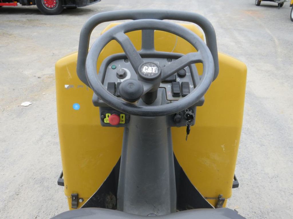 CATERPILLAR Tandem-Vibrationswalze CB14 B Baumaschine - 碾压机:图3 CATERPILLAR Tandem-Vibrationswalze CB14 B Baumaschine - 碾压机:图3