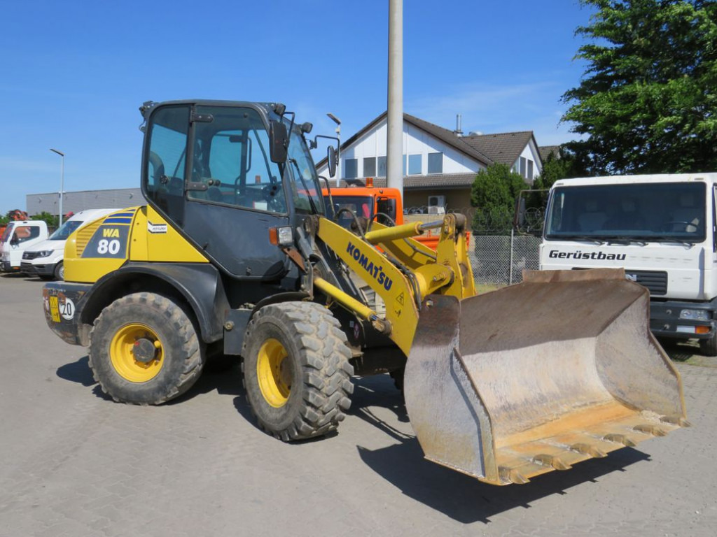 KOMATSU HANOMAG Radlader WA 80 - 6 Radlader - 轮式装载机:图2 KOMATSU HANOMAG Radlader WA 80 - 6 Radlader - 轮式装载机:图2