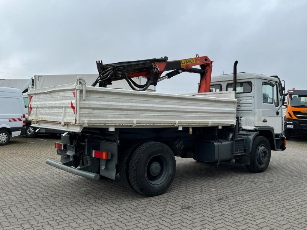 MAN MAN F90 2-Achs Kipper Kran 18.232 FK Palf. PK 8000 - 翻斗车, 起重车:图4 MAN MAN F90 2-Achs Kipper Kran 18.232 FK Palf. PK 8000 - 翻斗车, 起重车:图4