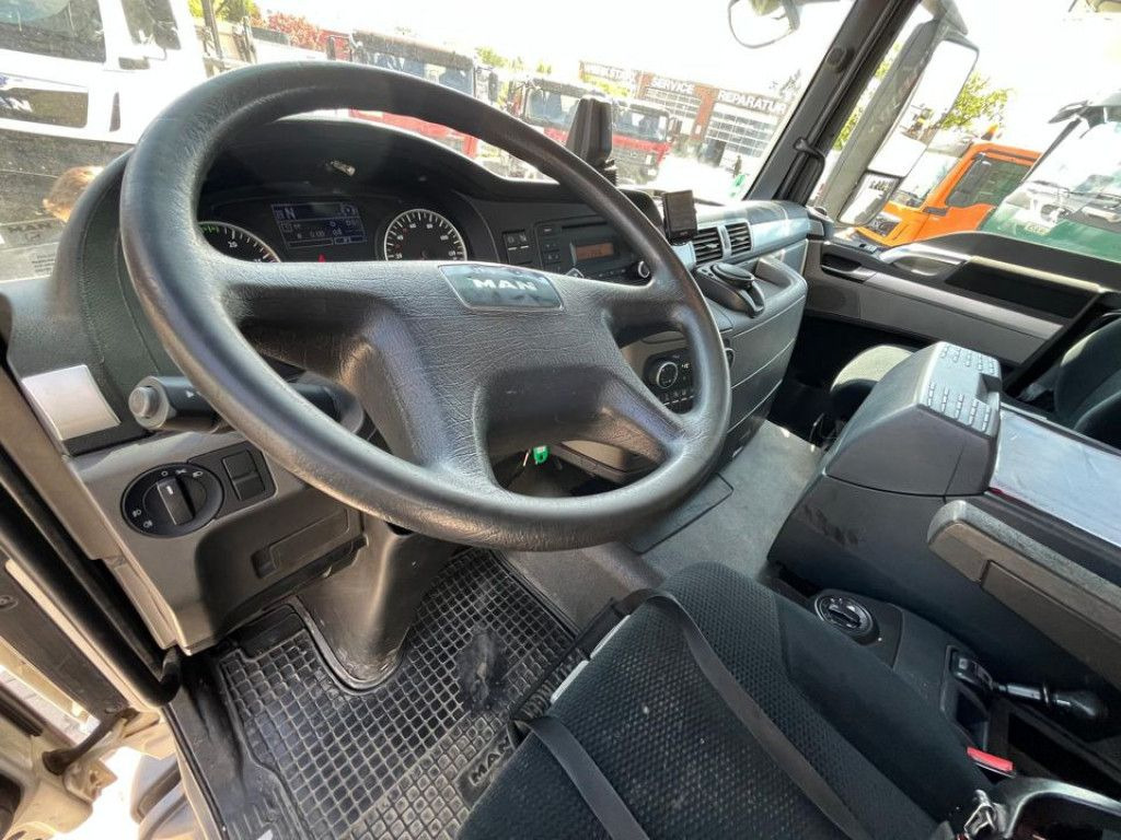 MAN TG-S 26.400 6x2-2 BL Pritsche Heckkran 5xhydr.Au - 起重车:图5 MAN TG-S 26.400 6x2-2 BL Pritsche Heckkran 5xhydr.Au - 起重车:图5