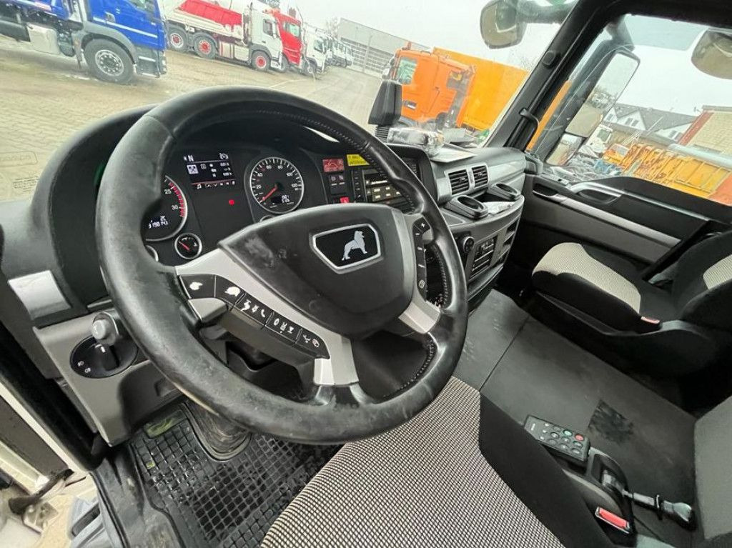 MAN TG-S 26.460 6x2-2 BL Abrollkipper Meiller, Funk - 吊钩升降车:图5 MAN TG-S 26.460 6x2-2 BL Abrollkipper Meiller, Funk - 吊钩升降车:图5